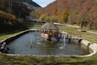 Фермерские дома Farmstay Oka i Po Беране Четырехместный номер с балконом-7
